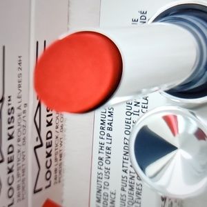 Mac locked kiss 24hr lipstick color #88 ruby true